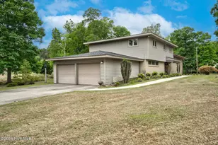 816 Stone Dr, Rocky Mount, NC 27804 - Photo 2