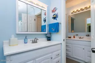 901 Seafarer Dr, Carolina Beach, NC 28428 - Photo 38