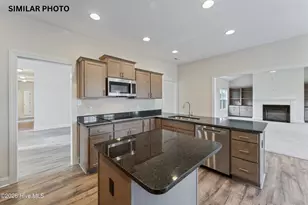 308 Water Wagon Trl, Jacksonville, NC 28546 - Photo 10