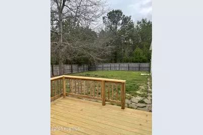 119 Sparkling Brook Way, Jacksonville, NC 28546 - Photo 2