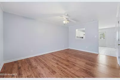 307 Bridgewood Drive, Jacksonville, NC 28546 - Photo 4
