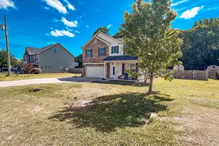 521 Shelmore Ln, Jacksonville, NC 28540 - Photo 4