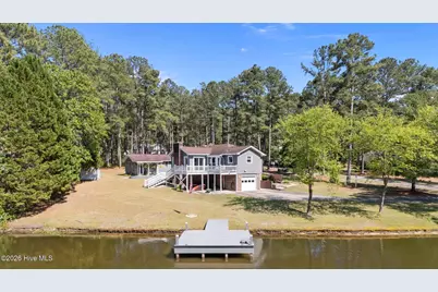 16521 Lakeshore Drive, Wagram, NC 28396 - Photo 6