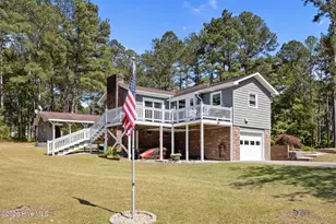 16521 Lakeshore Dr, Wagram, NC 28396 - Photo 8