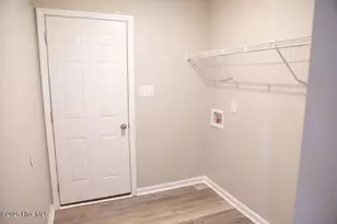 102 Michael Thomas Pl, La Grange, NC 28551 - Photo 10