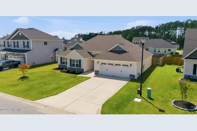 1019 Blue Water Boulevard, New Bern, NC 28562 - Photo 44