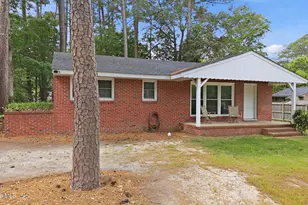 409 Clifton Rd, Rocky Mount, NC 27804 - Photo 2