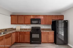 1004 Banister Loop, Jacksonville, NC 28546 - Photo 12