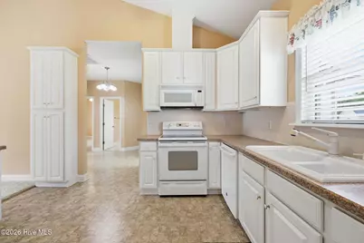 105 Waters Way, Washington, NC 27889 - Photo 8
