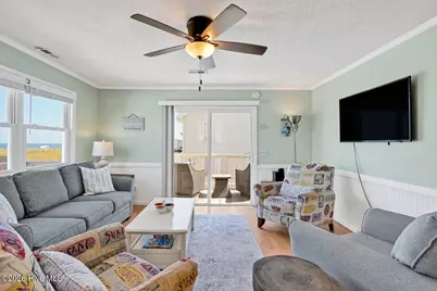 1112 Carolina Beach Avenue N, Carolina Beach, NC 28428 - Photo 38