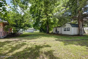 613 Franklin Ave, New Bern, NC 28560 - Photo 6