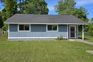 504 Dennis Rd, Jacksonville, NC 28546 - Photo 2