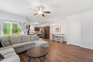 209 Shallowbag Bay Ln, Jacksonville, NC 28546 - Photo 14