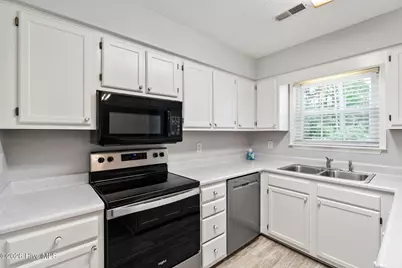4612 Reigate Way, Wilmington, NC 28409 - Photo 16