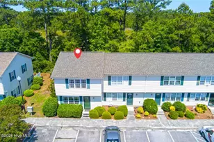 34 Pirates Cove Dr, Swansboro, NC 28584 - Photo 2