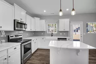 203 E Red Head Cir, Sneads Ferry, NC 28460 - Photo 12