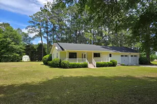 1140 Tart Rd, Clarkton, NC 28433 - Photo 16