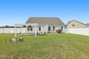 109 Kayak Ct, Swansboro, NC 28584 - Photo 50