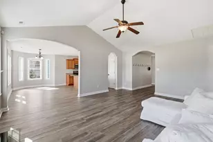 109 Kayak Ct, Swansboro, NC 28584 - Photo 18
