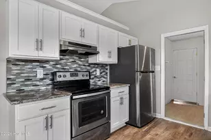 407 Alec Ct, Hubert, NC 28539 - Photo 10