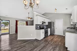 407 Alec Ct, Hubert, NC 28539 - Photo 12