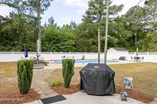 309 W Turlington St, Salemburg, NC 28385 - Photo 22