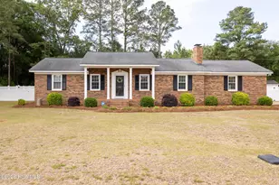 309 W Turlington St, Salemburg, NC 28385 - Photo 2