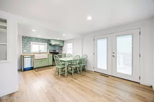500 Lewis Dr, Carolina Beach, NC 28428 - Photo 10