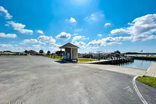 650 Cedar Point Blvd, Cedar Point, NC 28584 - Photo 42