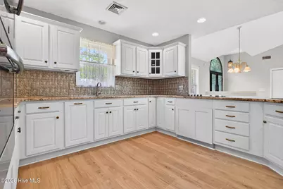 519 Boundaryline Drive NW, Calabash, NC 28467 - Photo 6