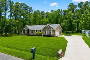 519 Boundaryline Dr NW, Calabash, NC 28467 - Photo 2