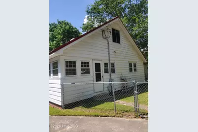 305 Glenwood Drive, Greenville, NC 27834 - Photo 2