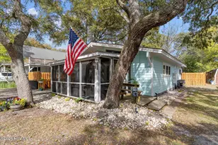 104 SE 5th St, Oak Island, NC 28465 - Photo 1