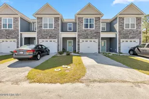 361 S Stingray Ln, Sneads Ferry, NC 28460 - Photo 2