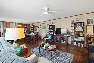 211 NE 76th St, Oak Island, NC 28465 - Photo 10