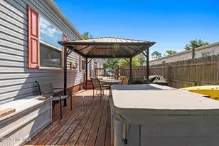 211 NE 76th St, Oak Island, NC 28465 - Photo 38