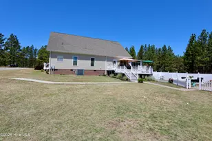 436 Millwork Ln, Aberdeen, NC 28315 - Photo 38