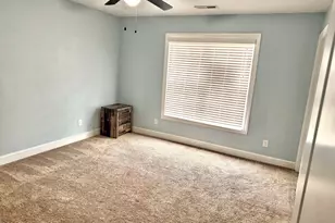 2213 Chavis Dr, Greenville, NC 27858 - Photo 12