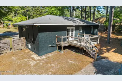 580 W Maine Avenue, Southern Pines, NC 28387 - Photo 8