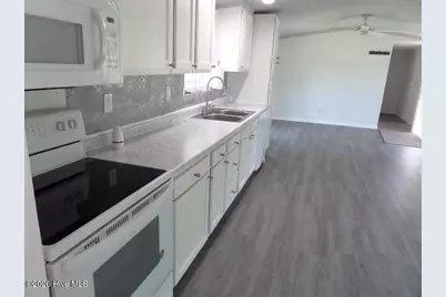 2408 Moore Avenue, New Bern, NC 28562 - Photo 8