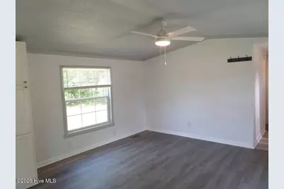 2408 Moore Avenue, New Bern, NC 28562 - Photo 12