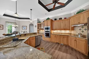 305 Pecan Ct, Hampstead, NC 28443 - Photo 18