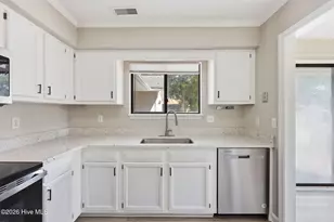 123 Wildwood Dr, New Bern, NC 28562 - Photo 10