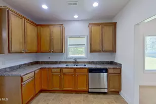 204 Murifield Dr, Jacksonville, NC 28540 - Photo 12