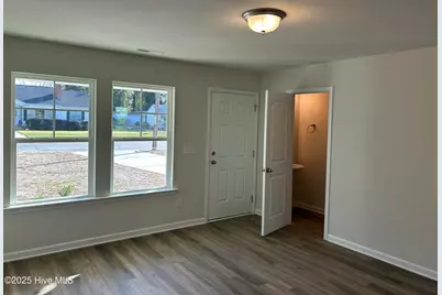 1119 Albemarle Avenue, Tarboro, NC 27886 - Photo 4