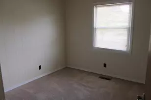 306 Greenview Dr, Wilmington, NC 28411 - Photo 8