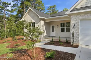 151 Parkwood Ct, West End, NC 27376 - Photo 2