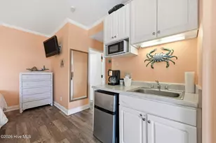 602 W Fort Macon Rd, Atlantic Beach, NC 28512 - Photo 18