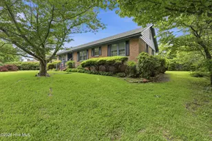 724 Whedbee Dr, Hertford, NC 27944 - Photo 2