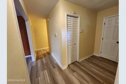 105 Briarwood Court, Jacksonville, NC 28546 - Photo 4